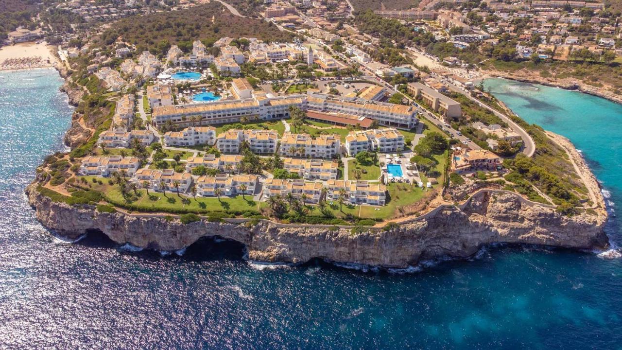 Blau Punta Reina Hotel Cala Mandia  Bagian luar foto