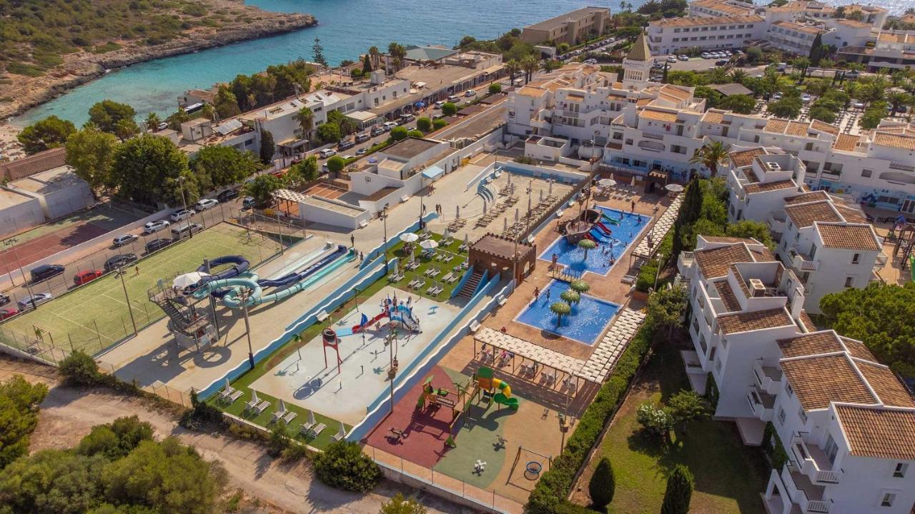 Blau Punta Reina Hotel Cala Mandia  Bagian luar foto