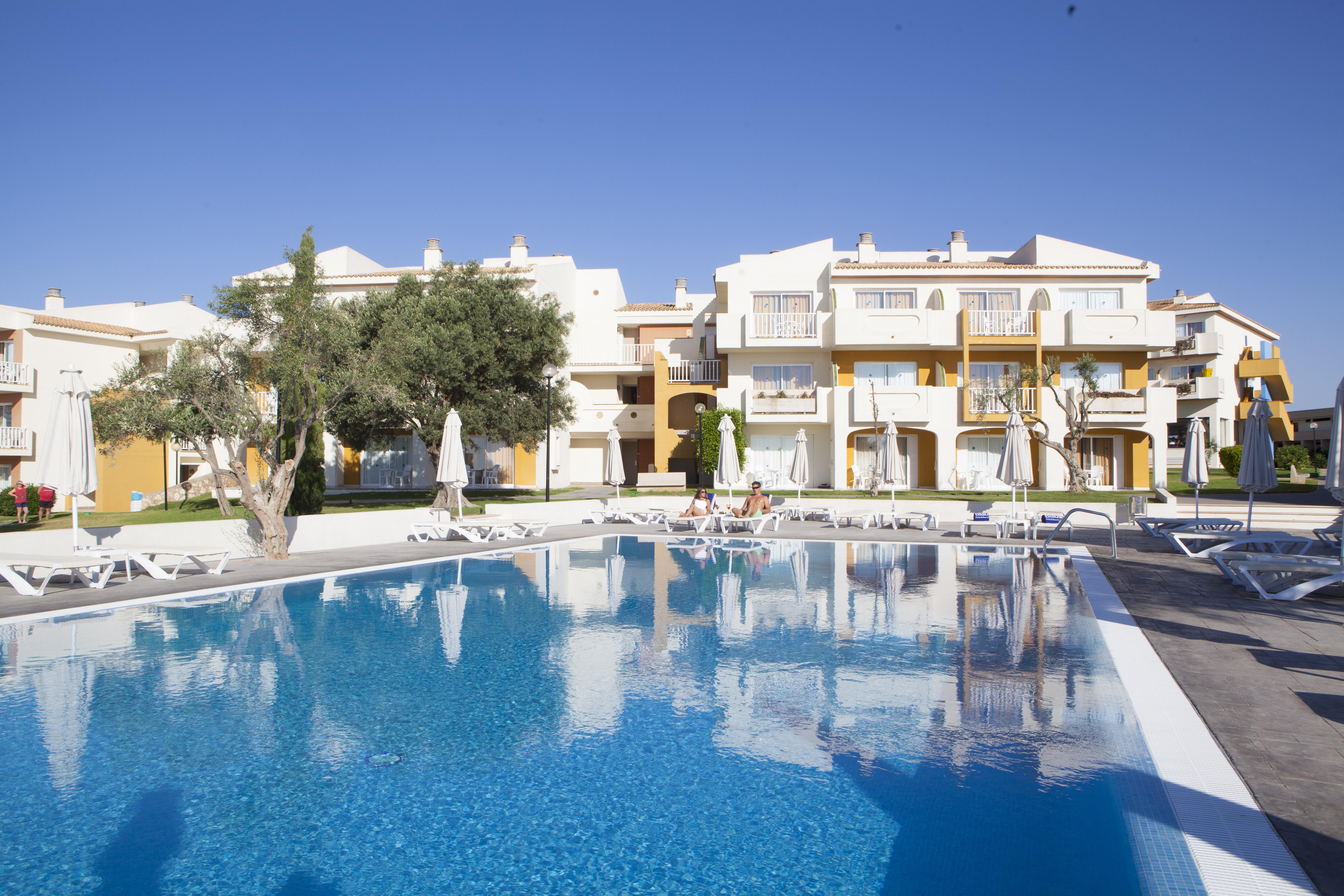 Blau Punta Reina Hotel Cala Mandia  Bagian luar foto
