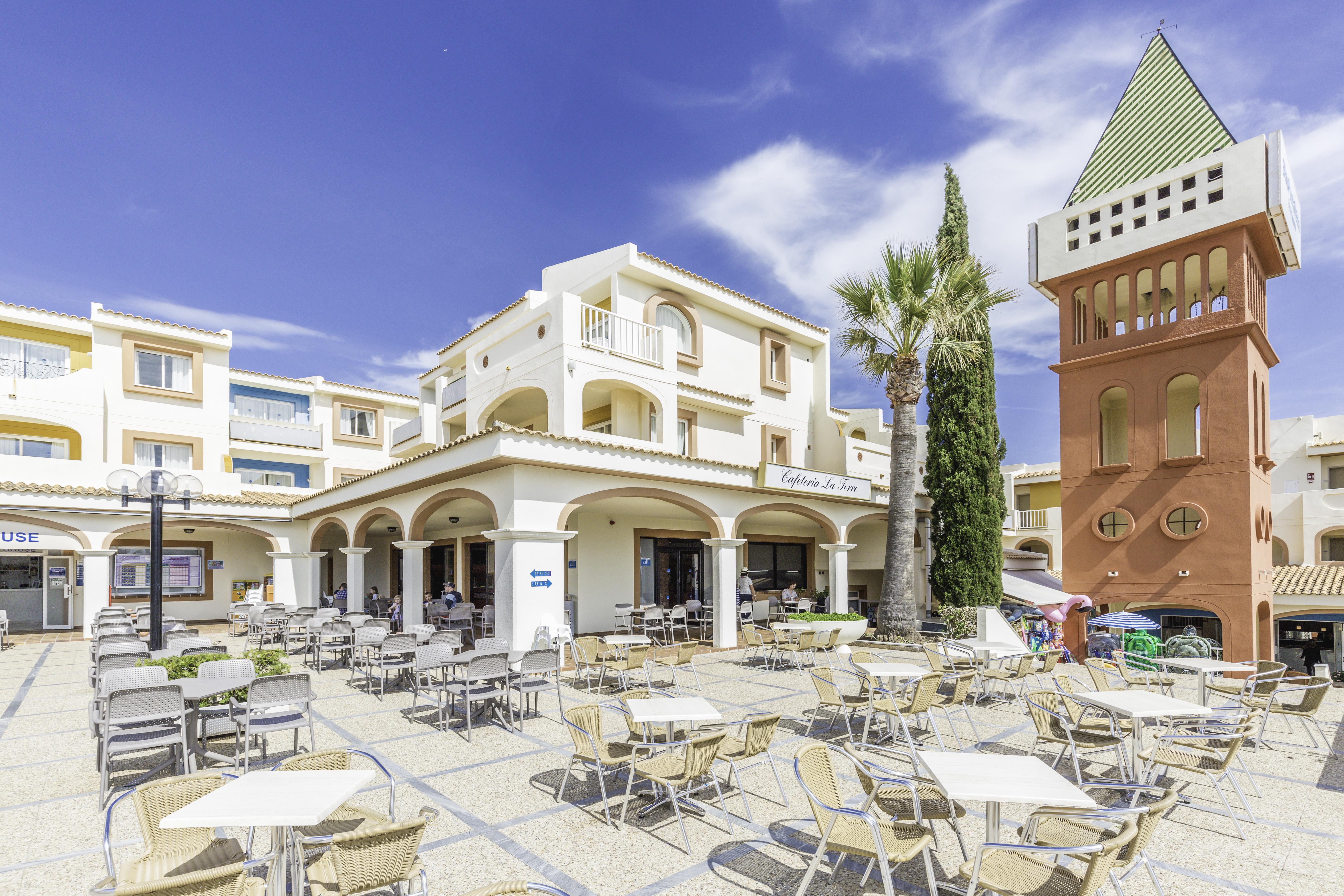 Blau Punta Reina Hotel Cala Mandia  Bagian luar foto