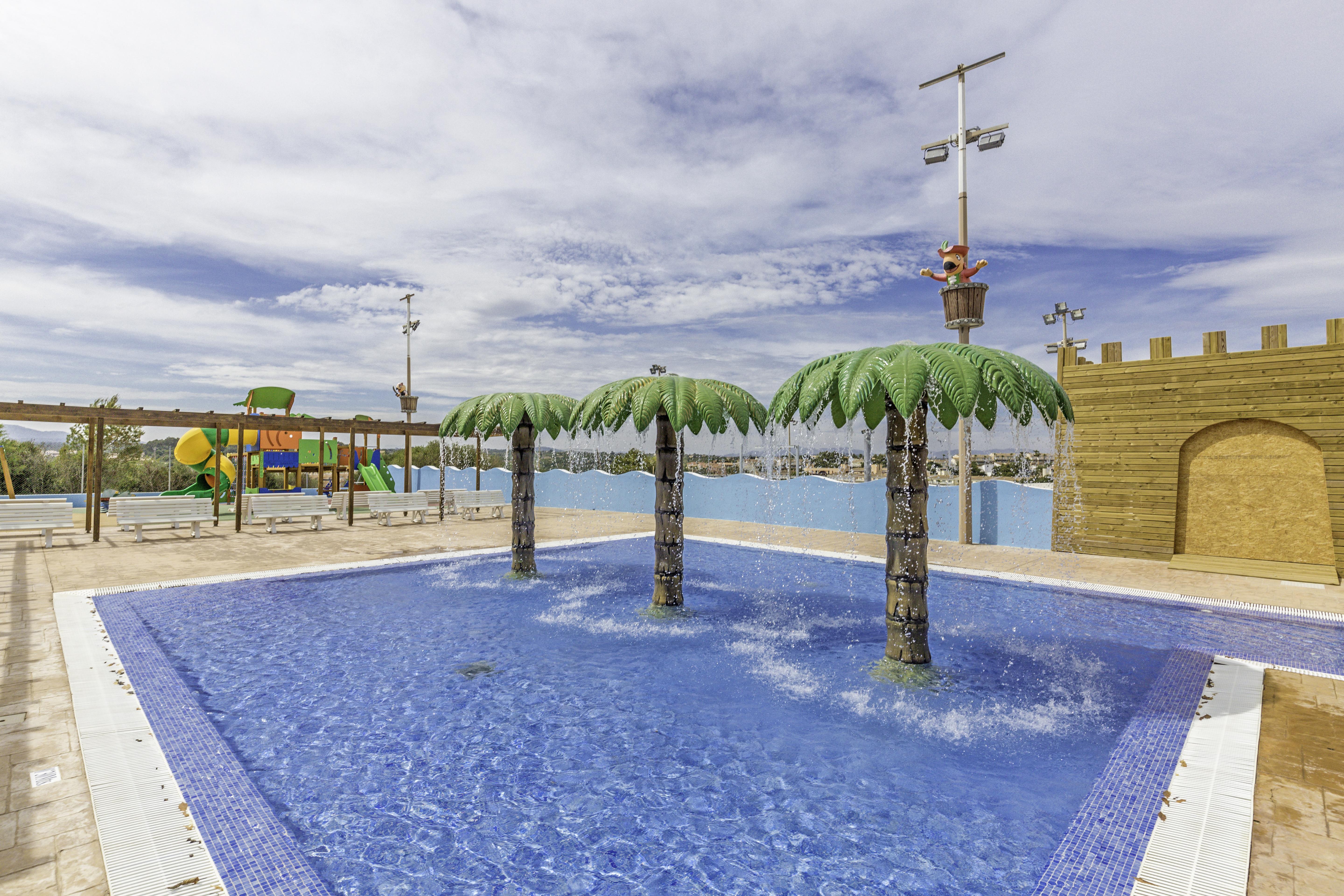 Blau Punta Reina Hotel Cala Mandia  Bagian luar foto